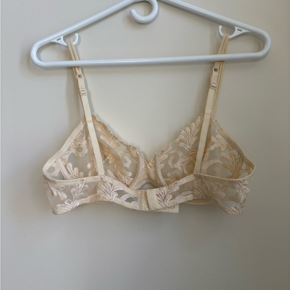 Vintage La Perla Elegant Cream Lace Bra - Size - Picture 6 of 6